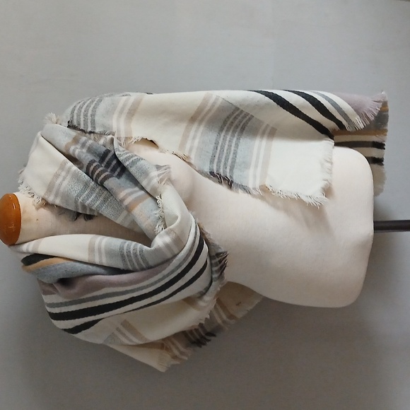 Striped Multicolor Shawl Wrap - Picture 10 of 11